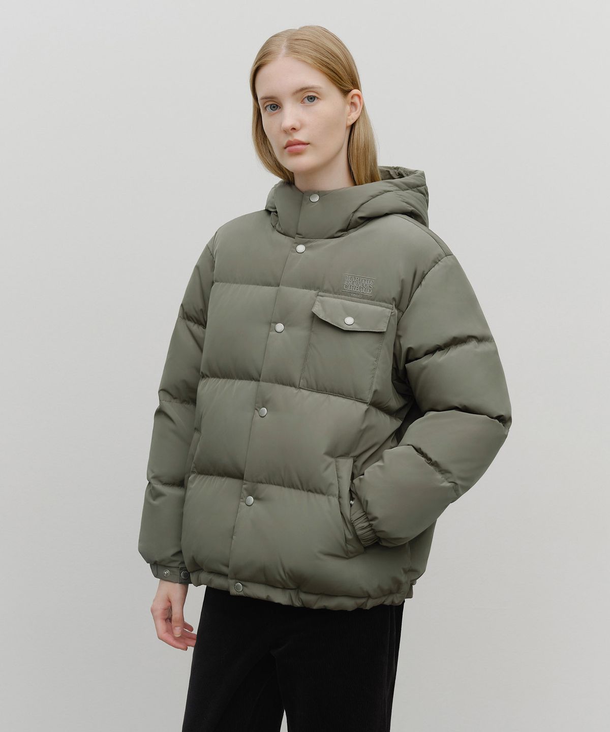 마리떼 프랑소와 저버(MARITHÉ + FRANҪOIS GIRBAUD) HOODED CHEST POCKET DOWN JACKET gray