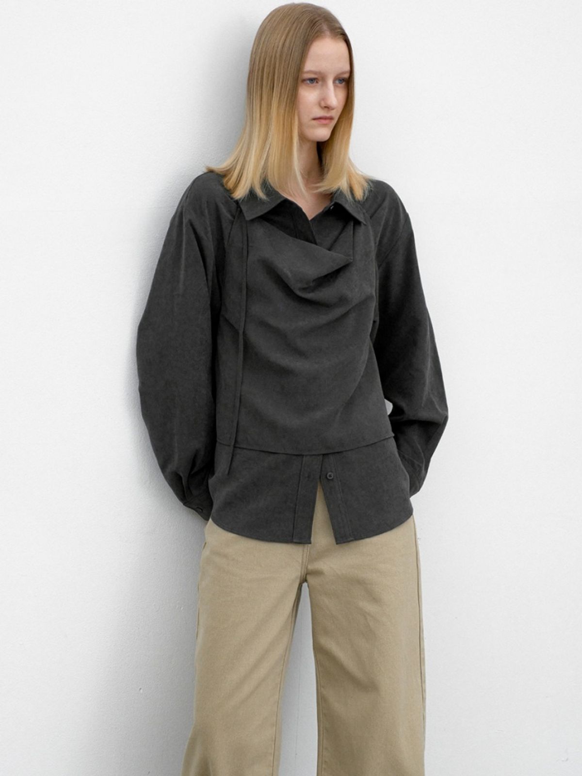 아틀리에 나인(ATELIER NAIN) HALTER SLEEVELESS LAYERED BLOUSE(BL-4376)