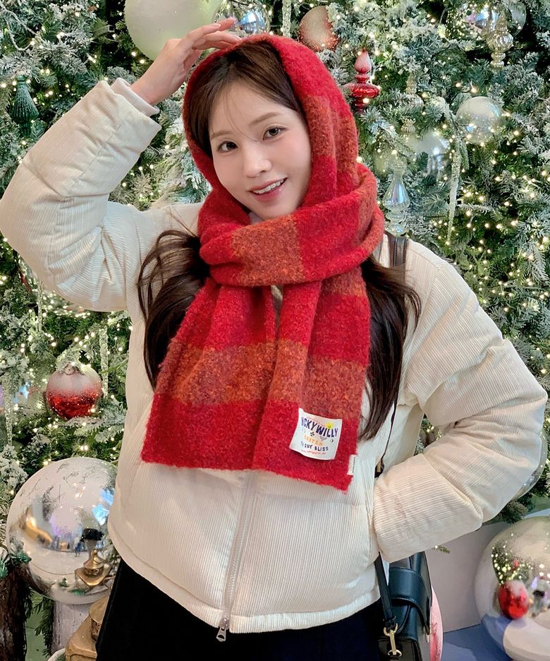 부클 머플러 레드