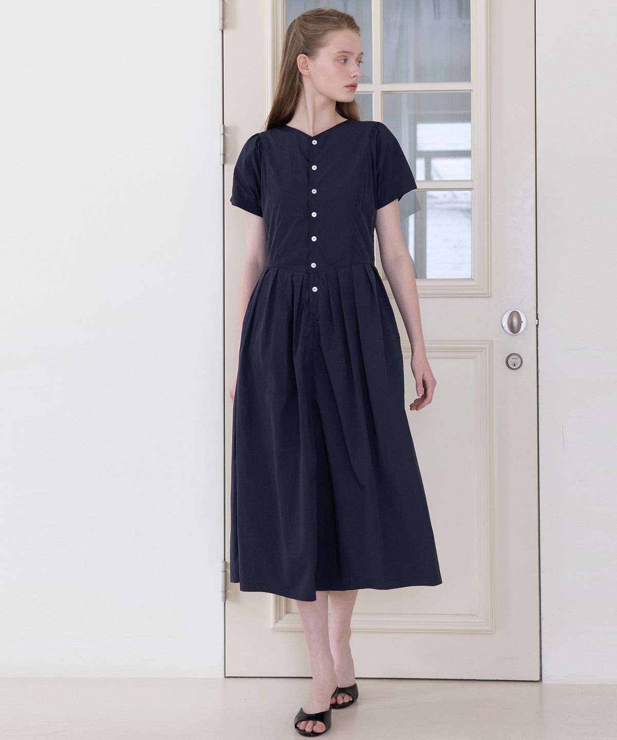 제이마크뉴욕(JMARKNEWYORK) V-neck pintuck dress - Navy