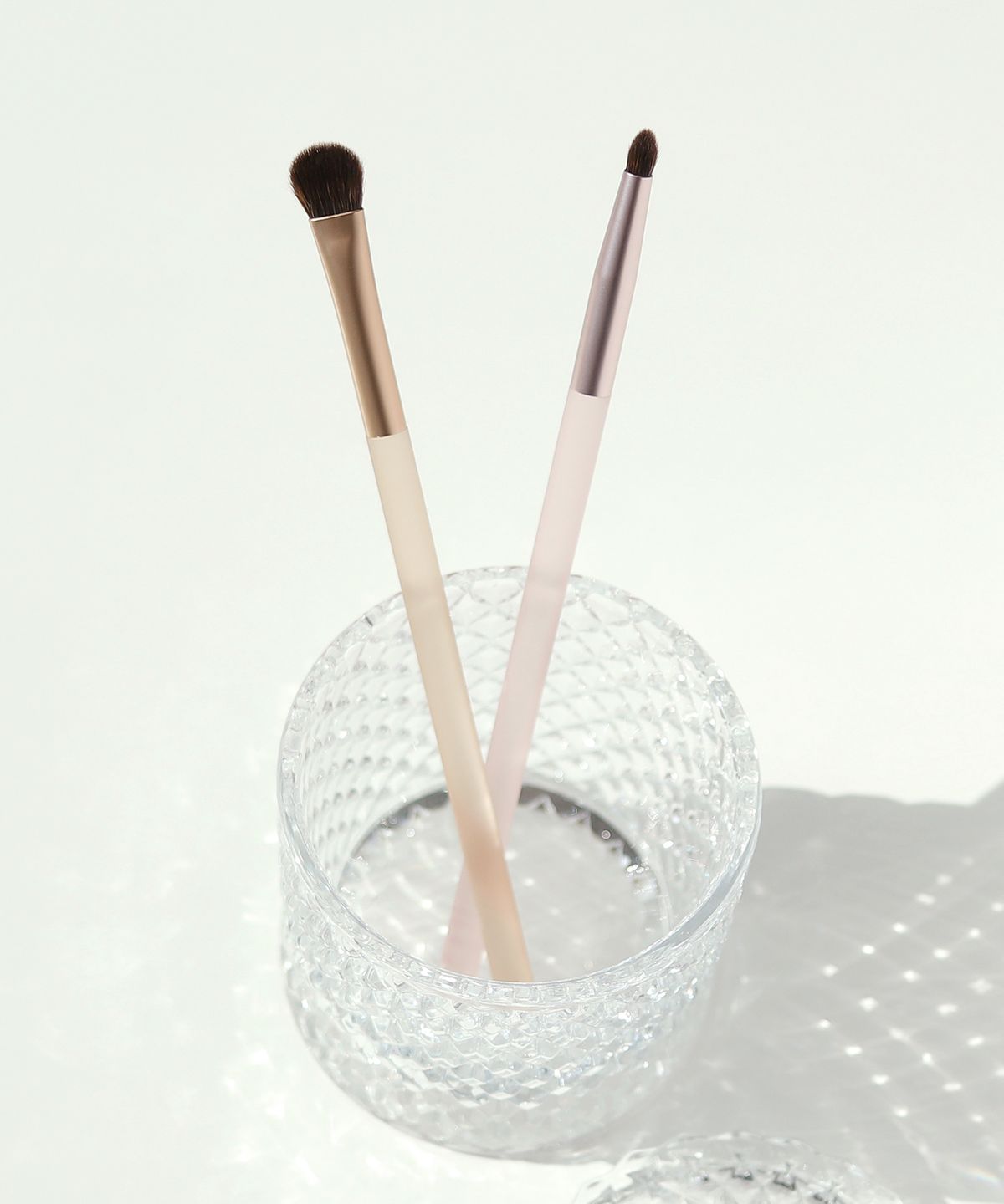 입큰(IPKN) 섀도우 브러쉬 2종  (총알/삼각존 브러쉬)