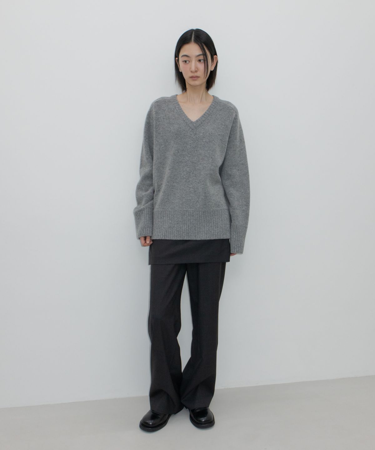 지비에이치 어패럴(GBH APPAREL) LAYERED SKIRT PANTS / DARK GREY