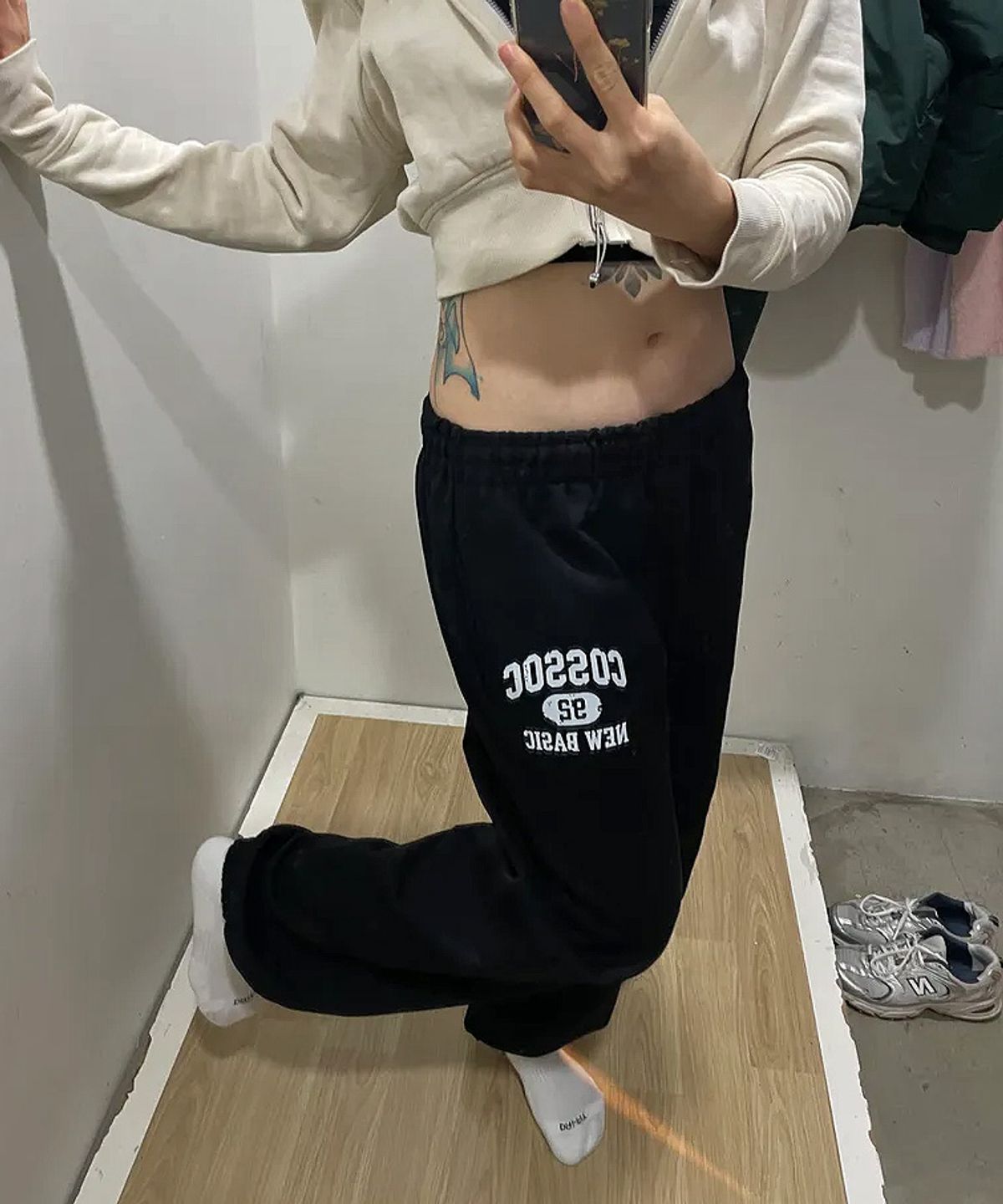 코소(COSO) 뉴 베이직 코소 스웻 조거팬츠 (BLACK)
