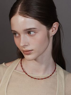 berry dot beads necklace