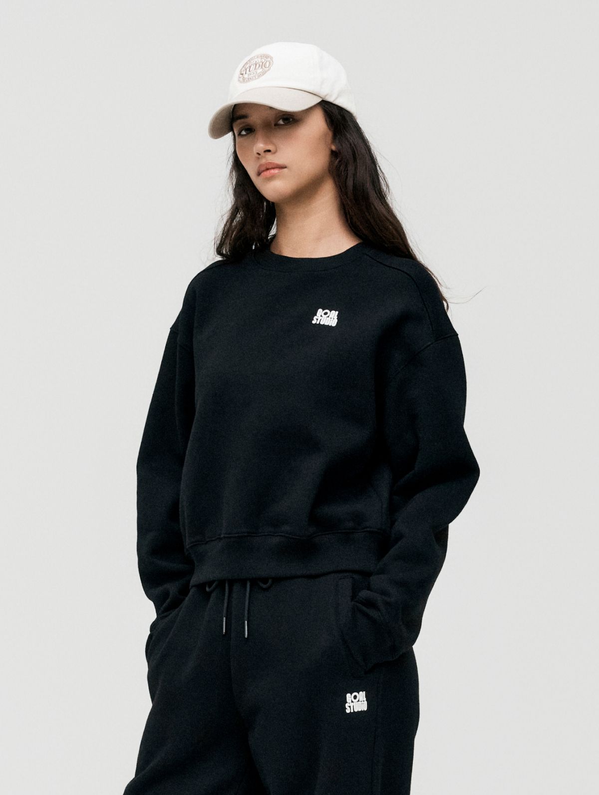 골스튜디오(GOALSTUDIO) WS ESSENTIAL BRUSHED SWEAT-BLACK