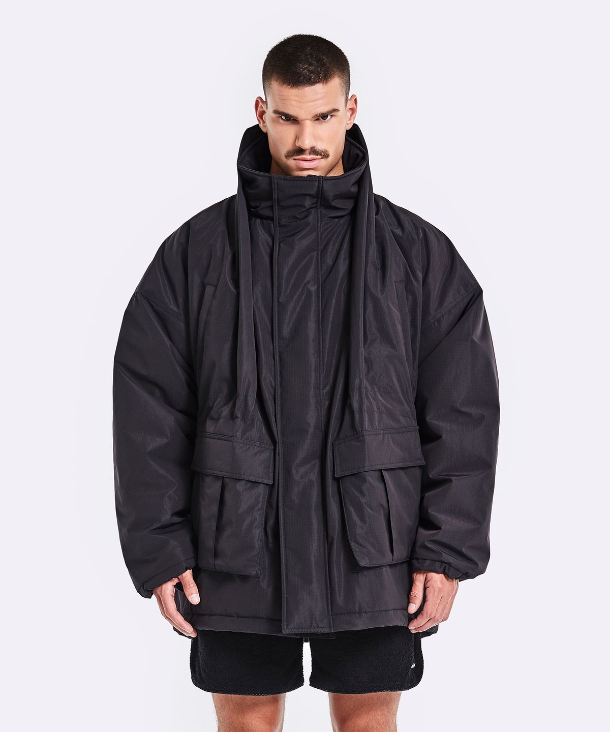 51퍼센트(51PERCENT) Shawl parka - black