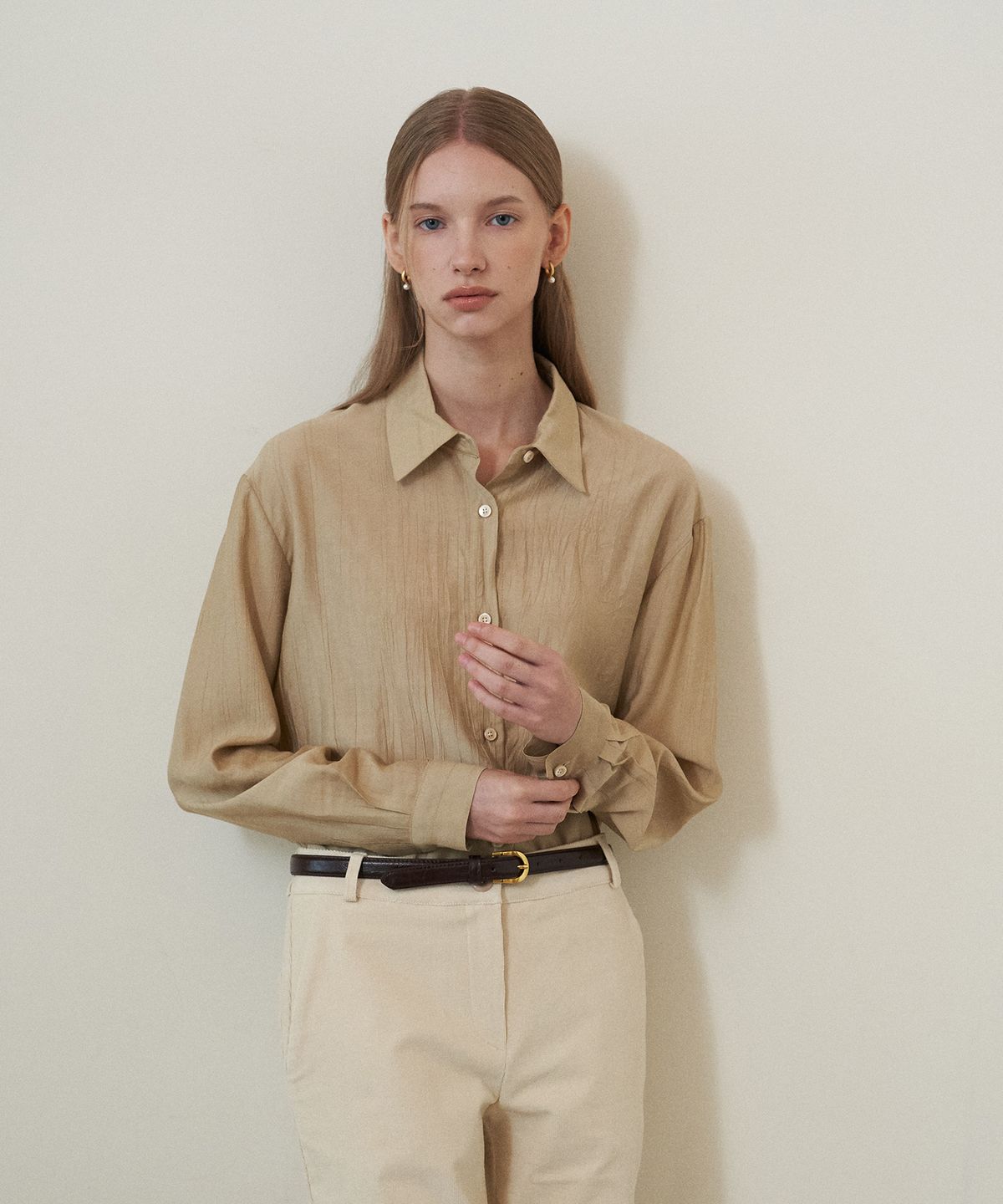 플로브(FLOVE) LAYERING PAGE BLOUSE BE