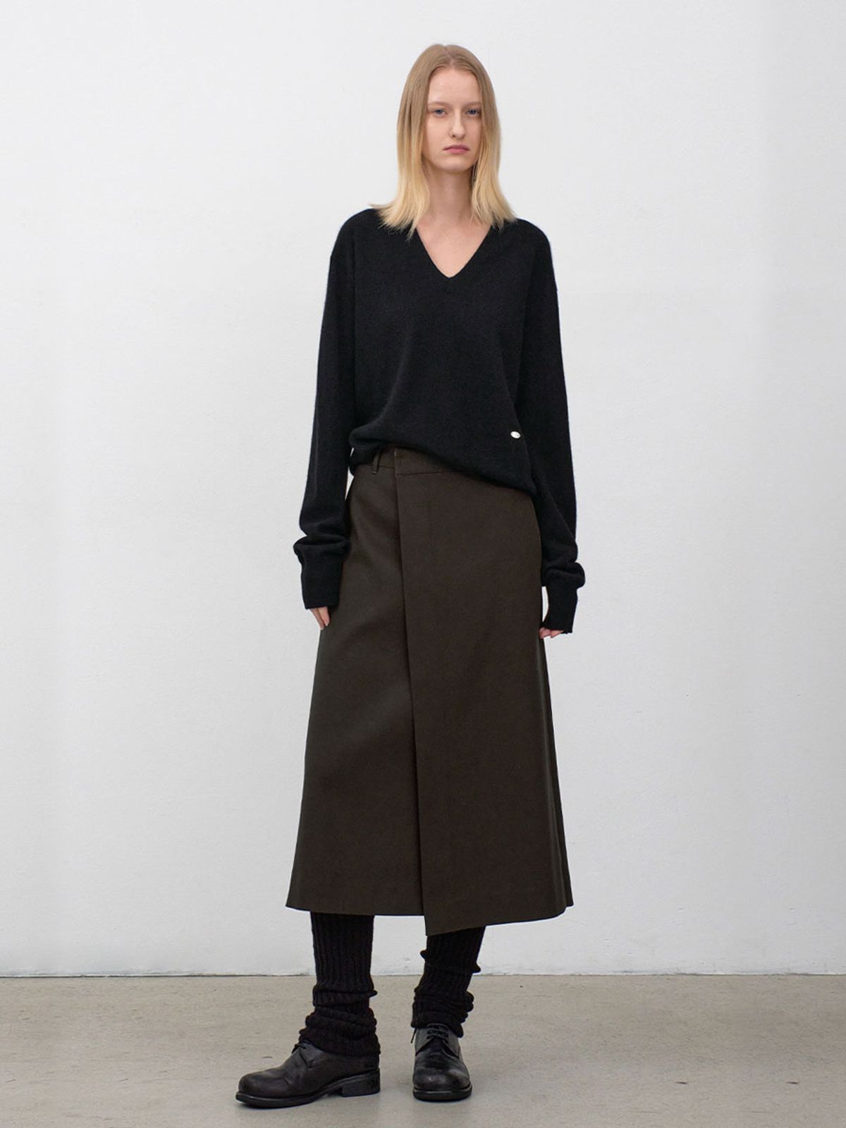 아틀리에 나인(ATELIER NAIN) ESSENTIAL UNBALANCED WRAP SKIRT(SK-5067)