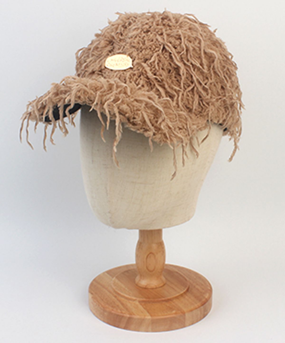 유니버셜 케미스트리(UNIVERSAL CHEMISTRY) Horror Brown Fur Ballcap 퍼볼캡