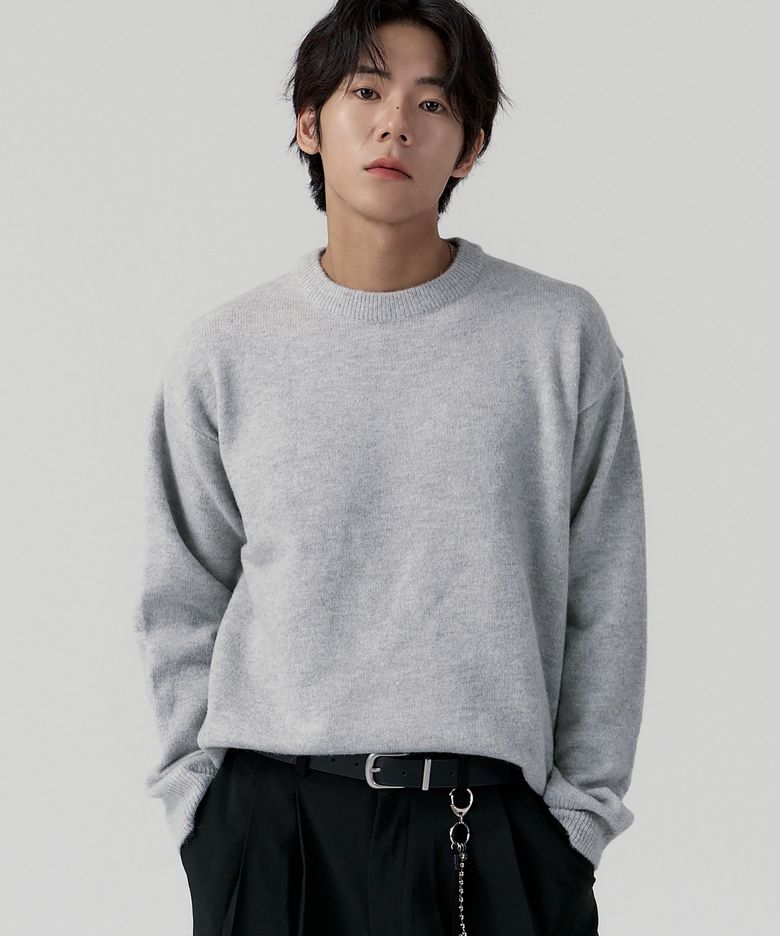 헤라시 울 라운드 니트[라이트그레이]