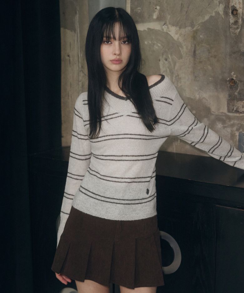 심볼 브이넥 스트라이프 니트 [OAT GREY]