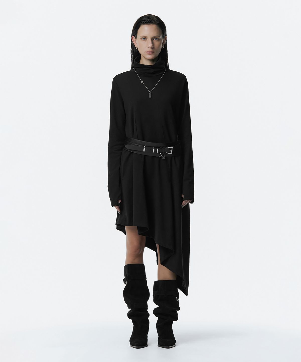 트리밍버드(TREEMINGBIRD) Turtleneck Pintuck Jersey One-piece [ Black ]