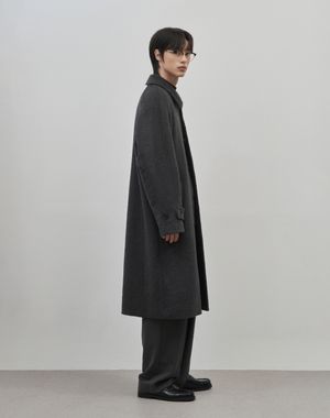 루빈 세미 오버핏 울 발마칸 코트 [차콜]