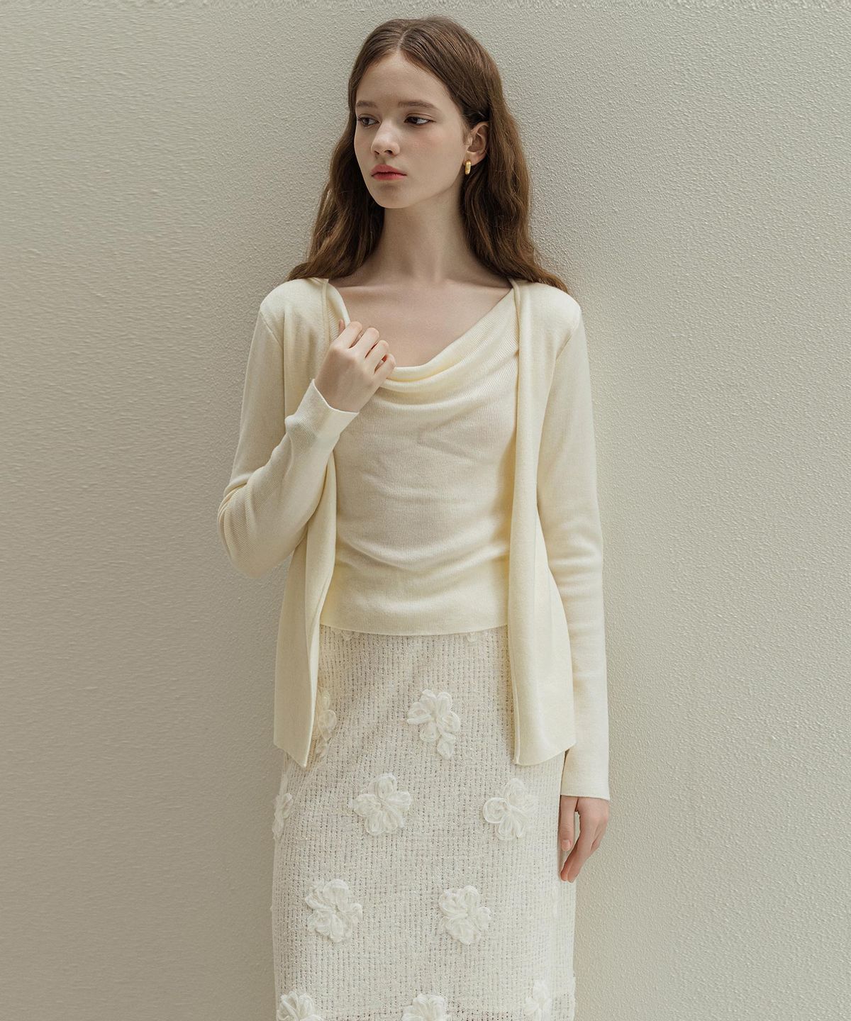 로트르드민(LAUTREDE MIN) Cowl buckle  Ivory knit
