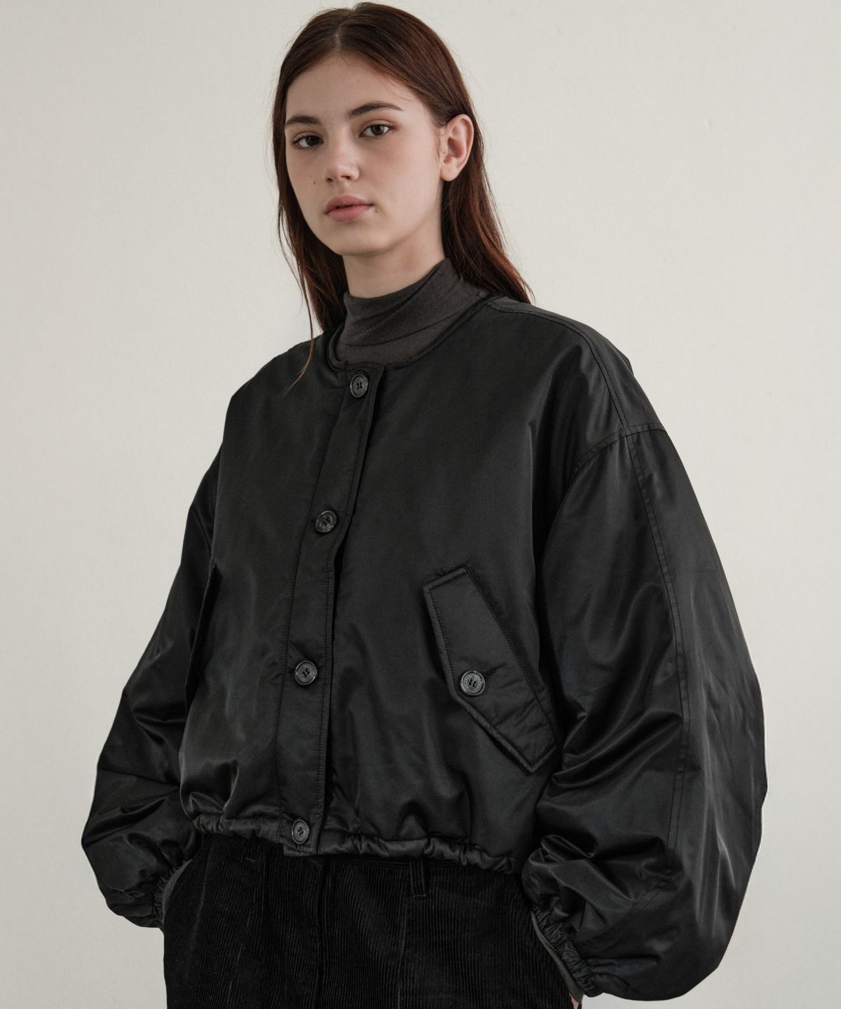 힐리먼트(HELEMENT) 여성 플리츠 리버서블 패딩 (BLACK)