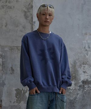 피그먼트 프린팅 맨투맨 블루