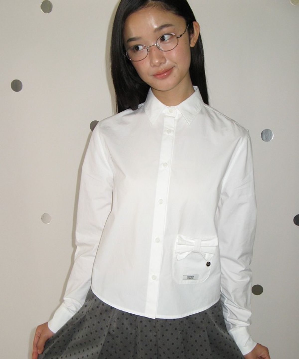 론론(RONRON) RIBBON POCKET SLIM FIT SHIRT WHITE