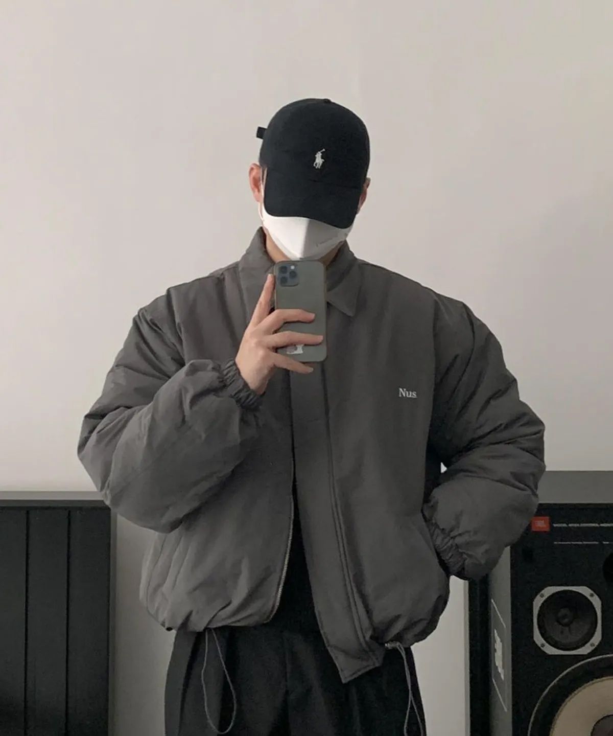 너스(NUS) YEI Logo Padding Jacket (chacoal)