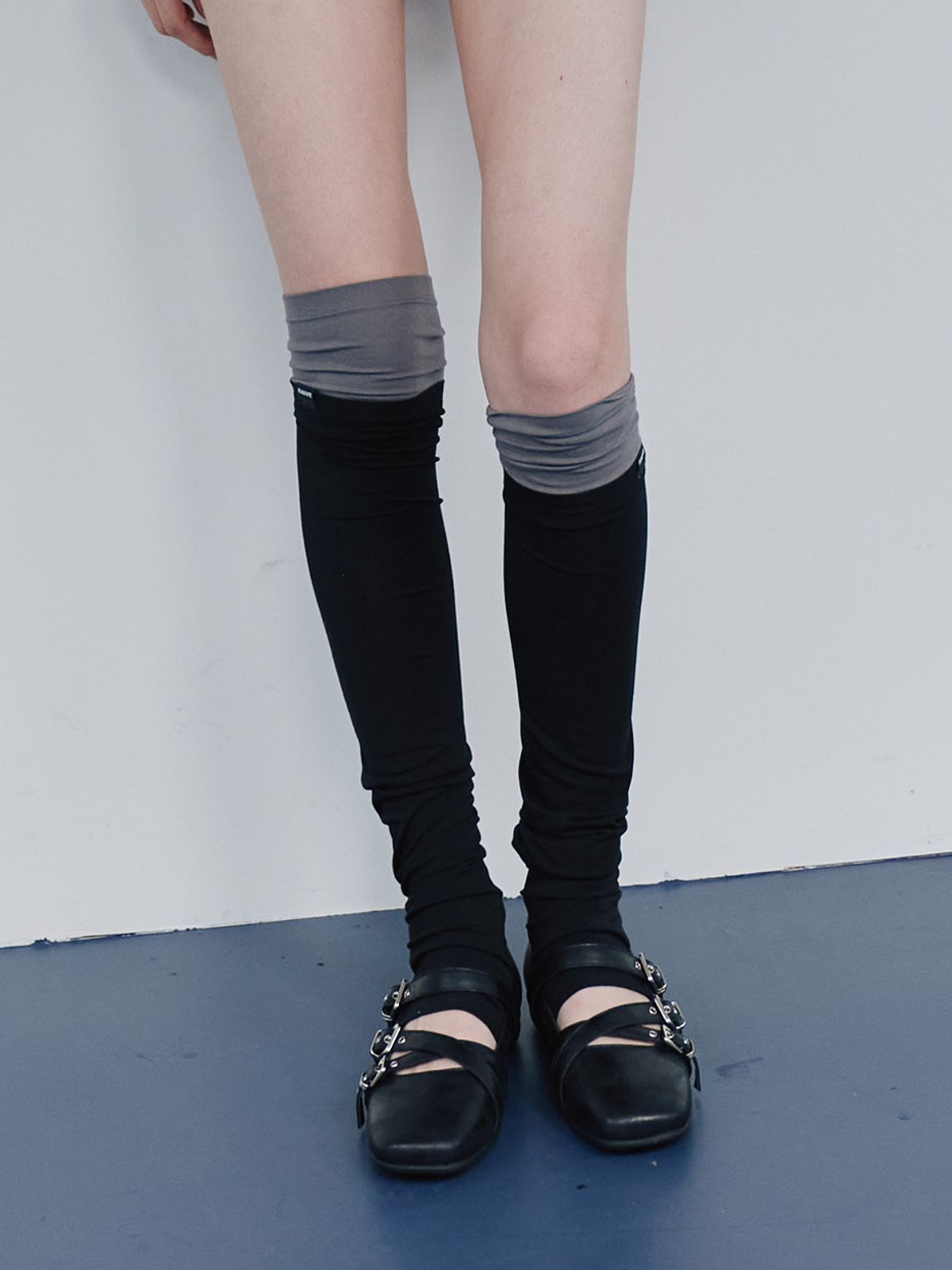 레이브(RAIVE) Layered Open-Toe Knee Socks VX5AK624_4color