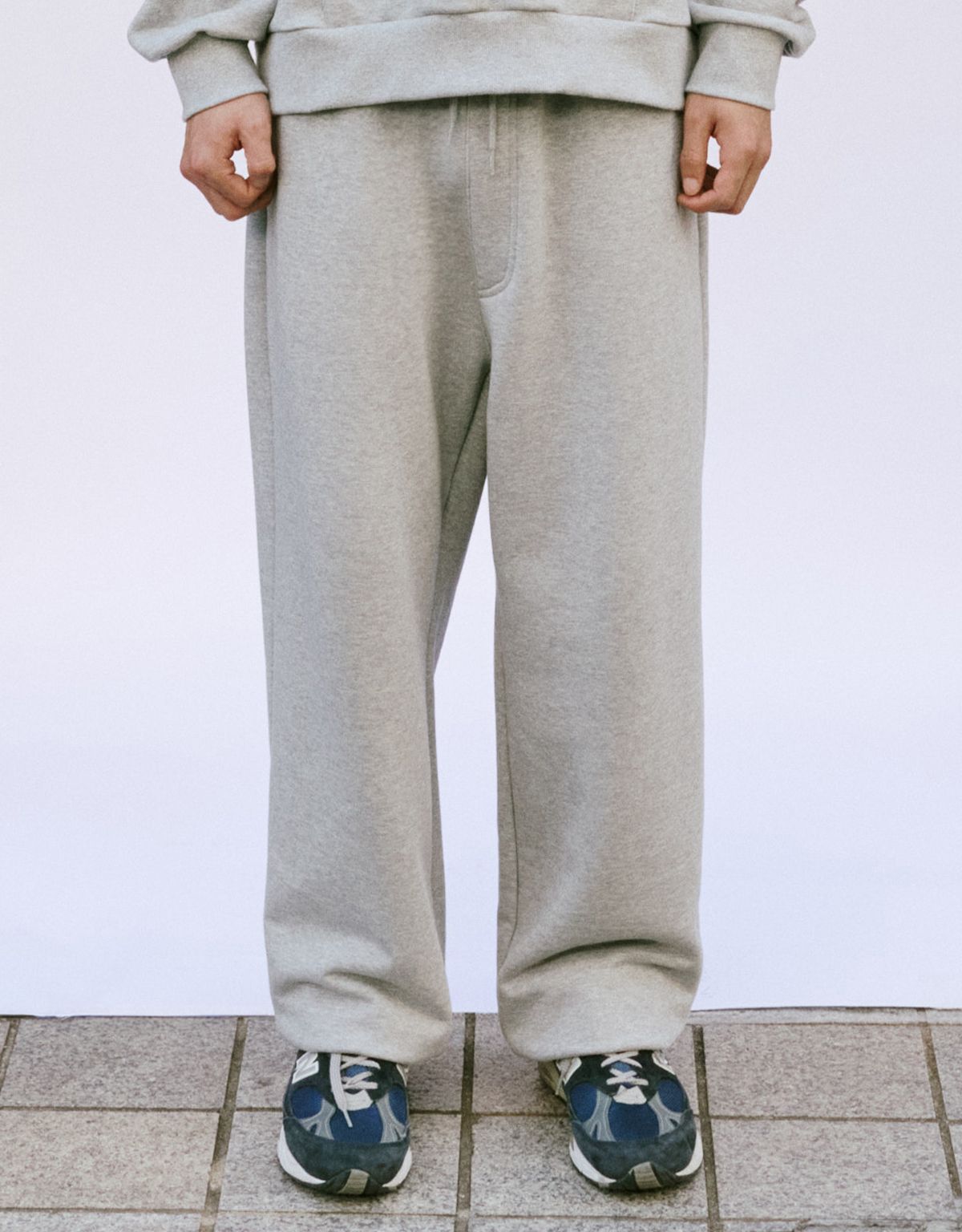 엠엠엘지(MMLG) ESSENTIAL CIRCLE SWEAT PANTS (EVERY GREY)