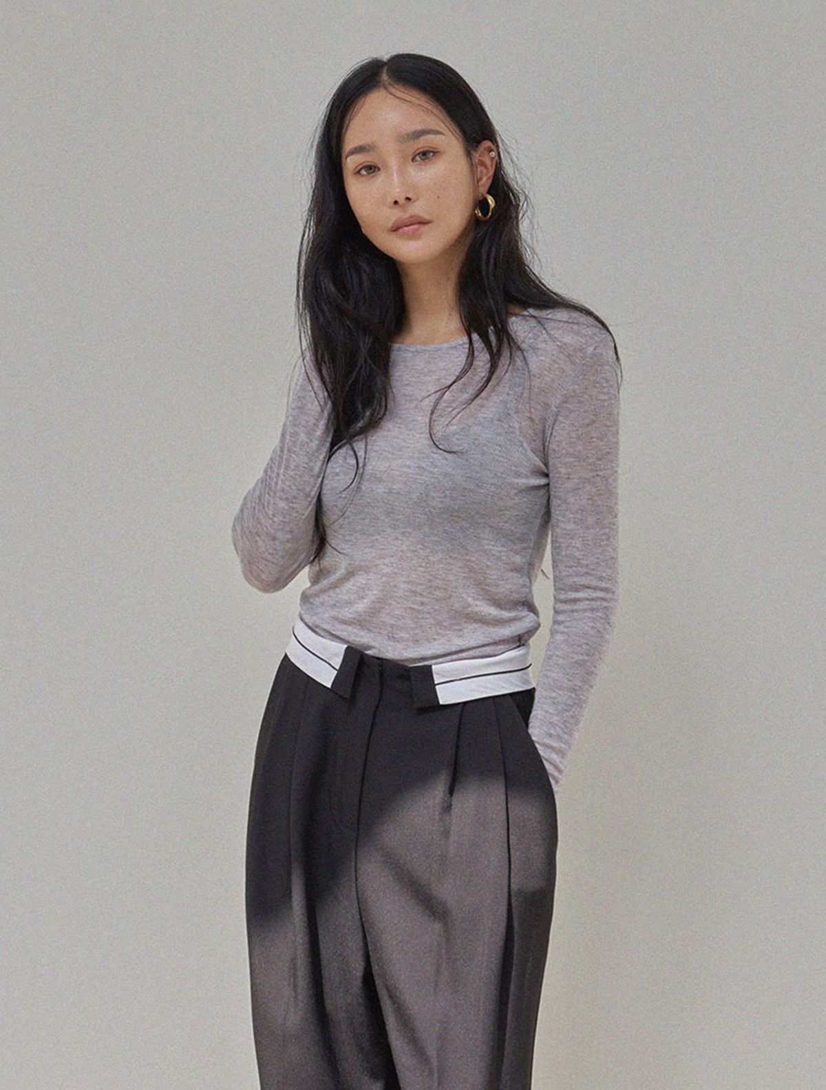 메무아(MEMUA) 시스 울텐셀 라운드 티셔츠