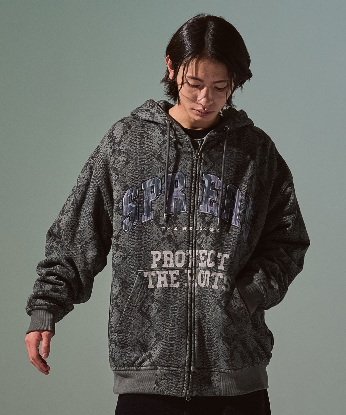 브라운브레스(BROWNBREATH) SPREAD PADDED HOOD ZIP UP - CHARCOAL