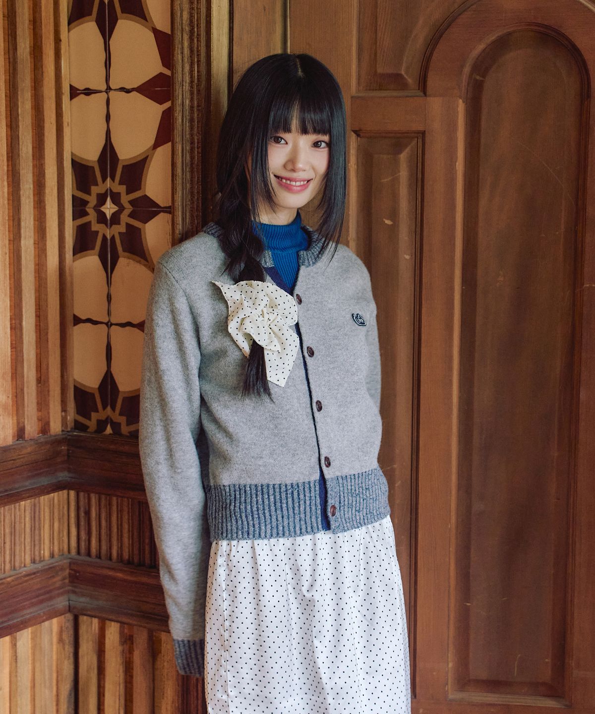 엘엠알(LMR) 배색 포인트 라운드 가디건 LIGHT GREY