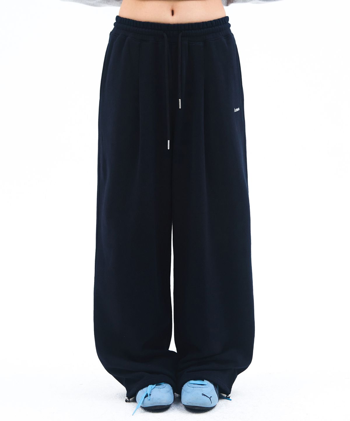 아메스 월드와이드(AMES-WORLDWIDE) BASIC SMALL LOGO SWEAT PANTS NAVY