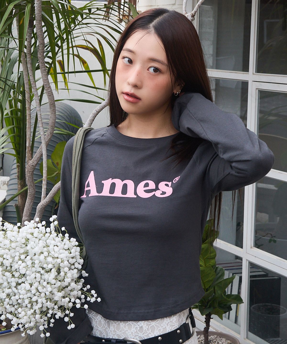 아메스 월드와이드(AMES-WORLDWIDE) BASIC LOGO LONGSLEEVE TEE CHARCOAL