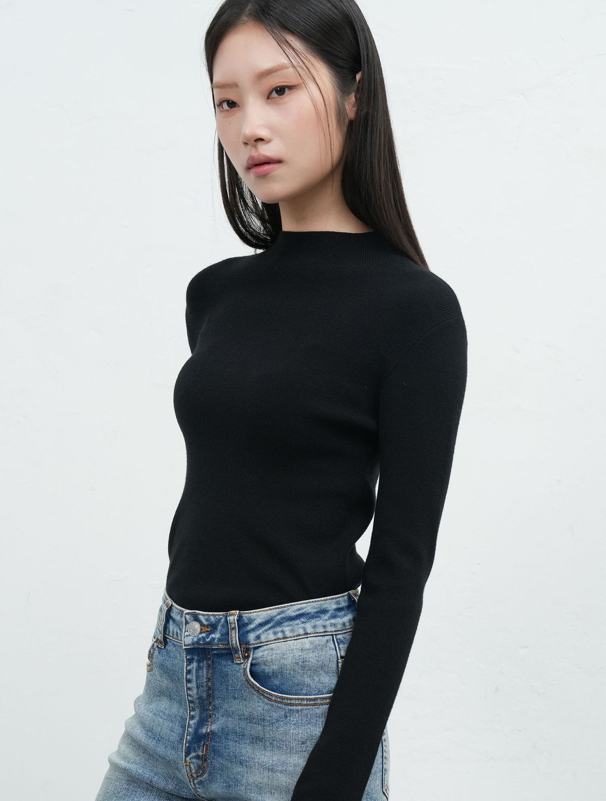 제너럴아이디어(GENERALIDEA) 이지 모크넥 풀오버 [BLACK] / WBE4L05524