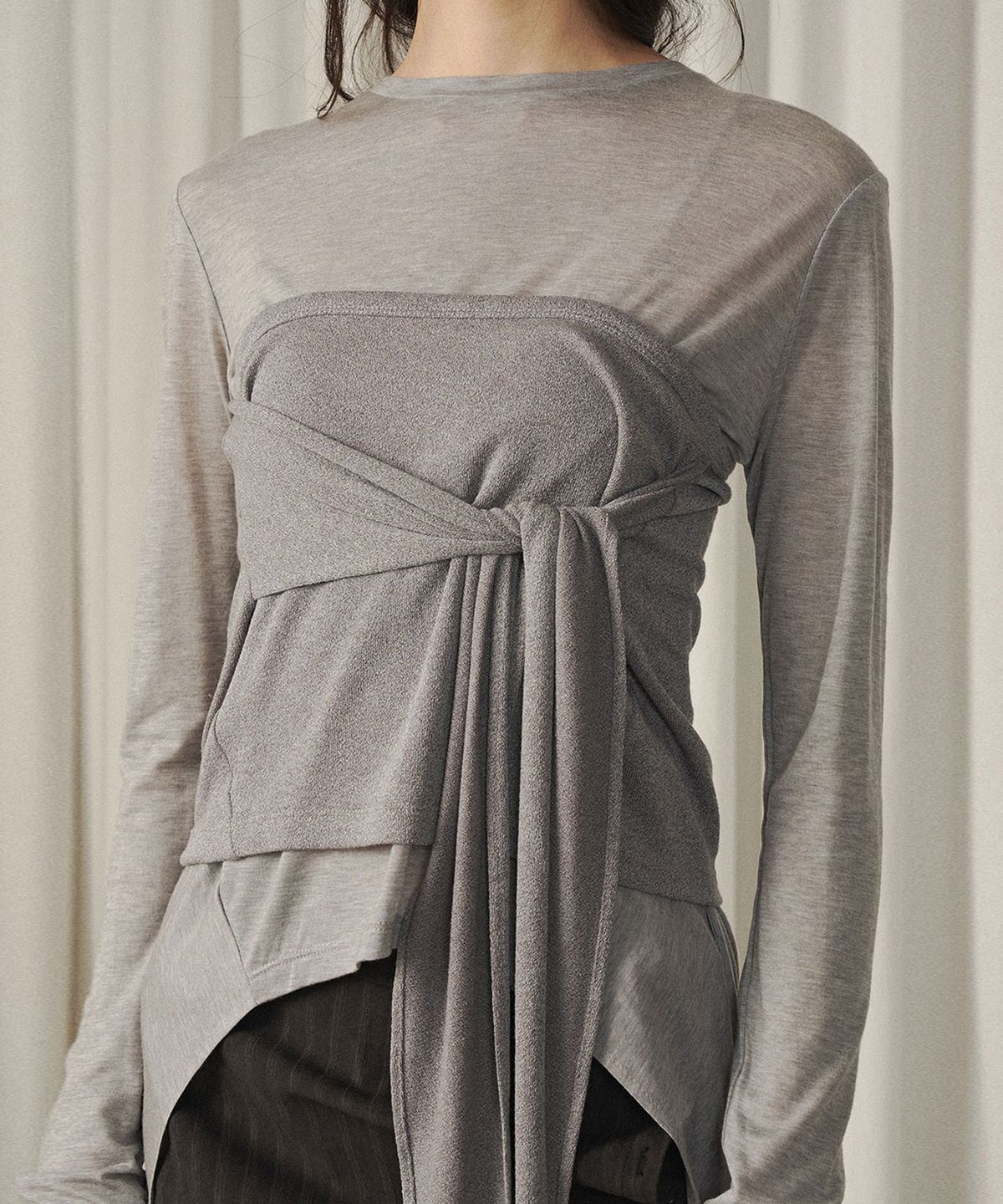 베르소(VERSO) Button-Back Tube Top