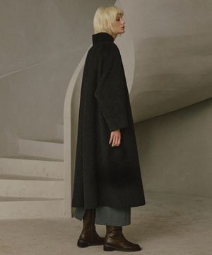 캐시미어 핸드메이드 하이넥 롱 코트 [차콜]