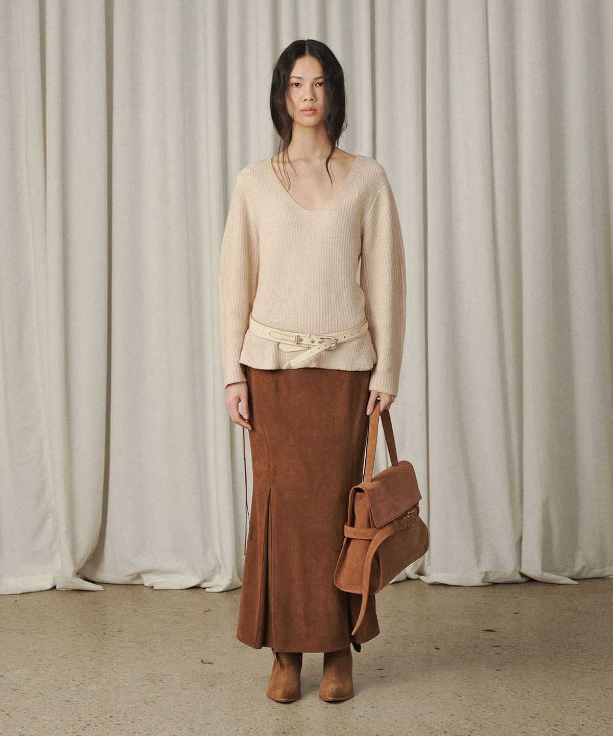 베르소(VERSO) Double-Mixed Velvet V-Neck Knit