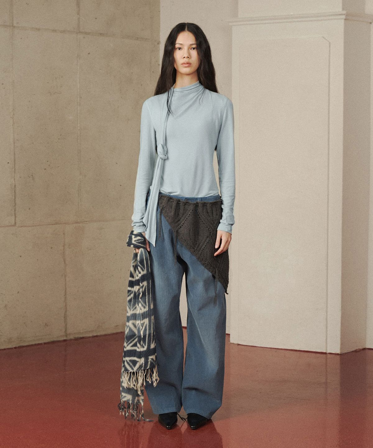 베르소(VERSO) Corduroy Tapered Pants
