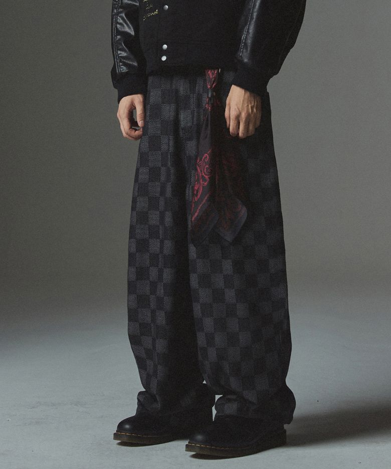 Checkerboard Baggy Fit Denim Pants - Black
