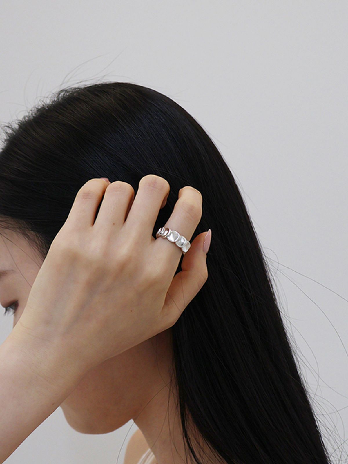 몽드린느(MONDELIGNE) Stir wave ring