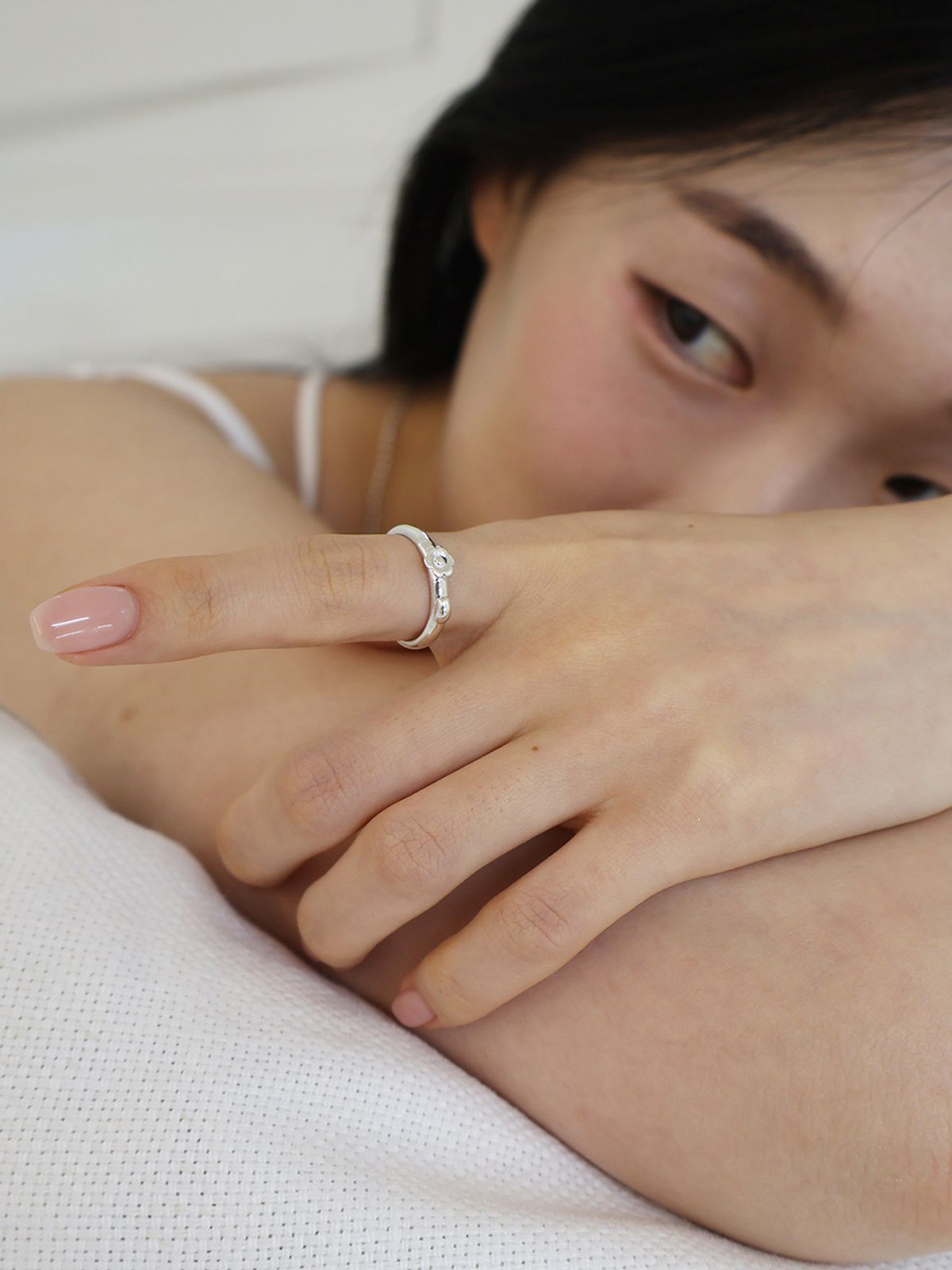 몽드린느(MONDELIGNE) Dewdrop flower ring