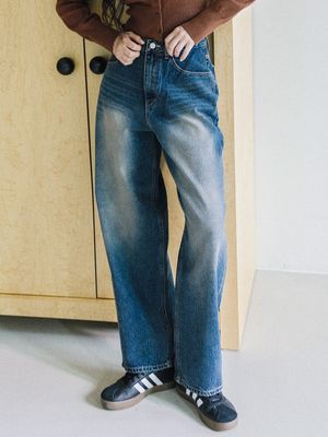 Washed Wide-Leg Jeans