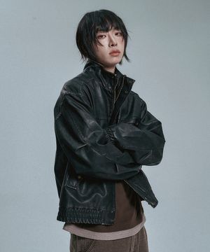 워시드 하이넥 비건레더 자켓 - 블랙