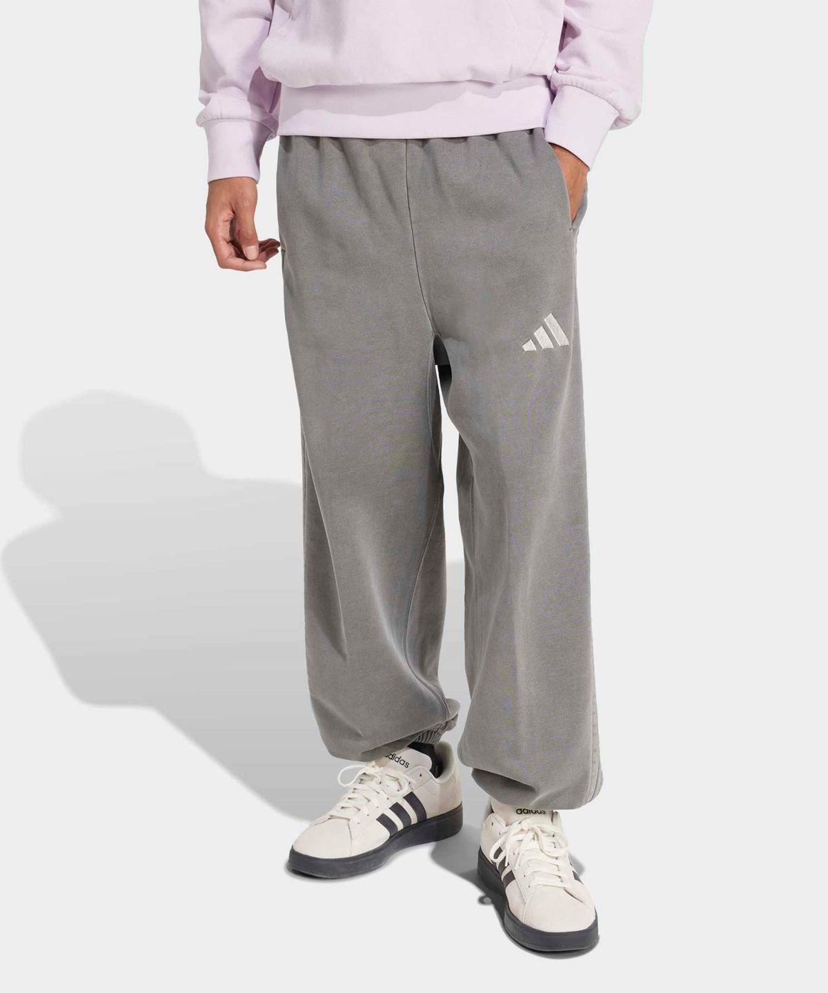 아디다스(ADIDAS) 플리스 워싱 루즈 팬츠 - 블랙 / JL6534