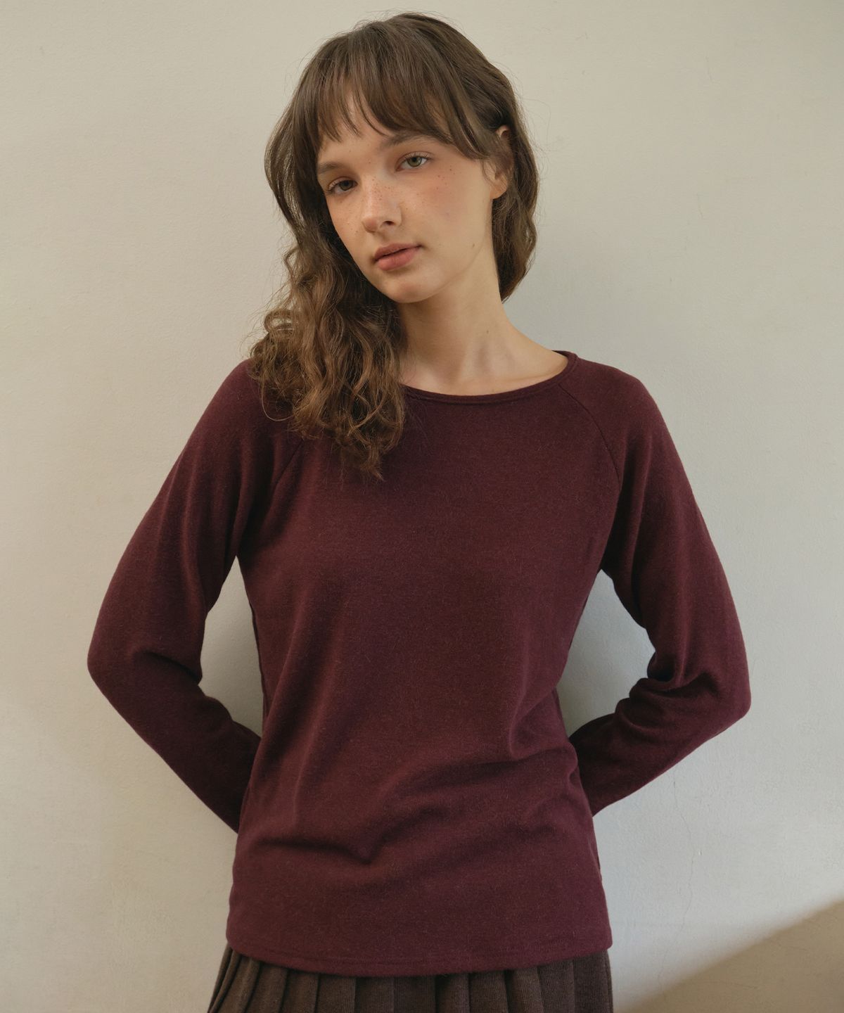 아우어노스텔지아(OURNOSTALGIA) Basic angora raglan long sleeve t-shirt_Wine(O25-TP15)