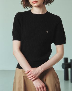 케이블 라운드 여자 반팔 니트 [블랙]