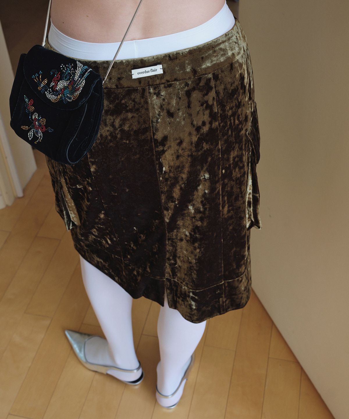 오버듀플레어(OVERDUEFLAIR) VELVET CARGO MIDI SKIRT_OLIVE KHAKI
