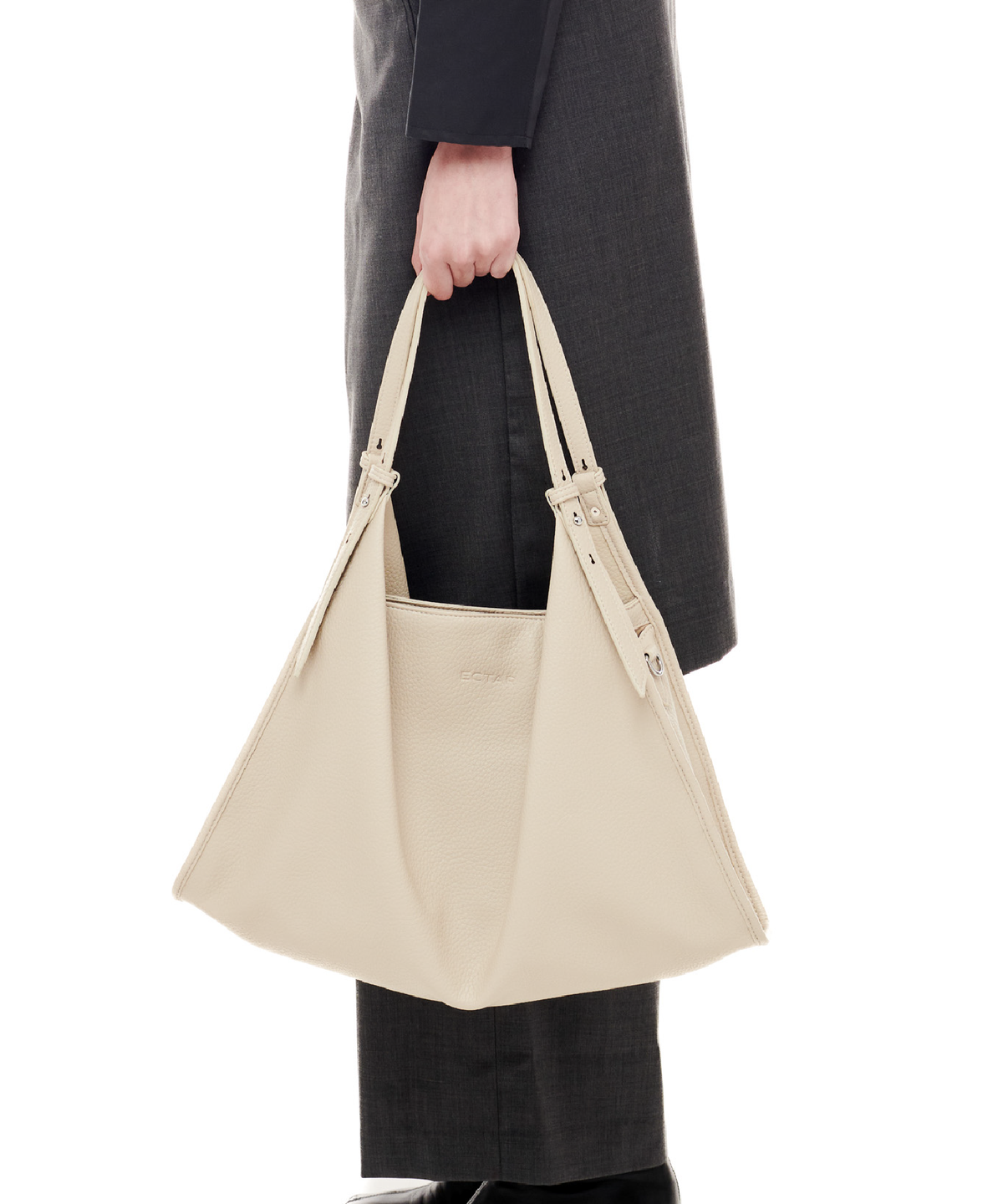 엑타(ECTAR) loose big bag - 루즈 빅백 [아이보리]
