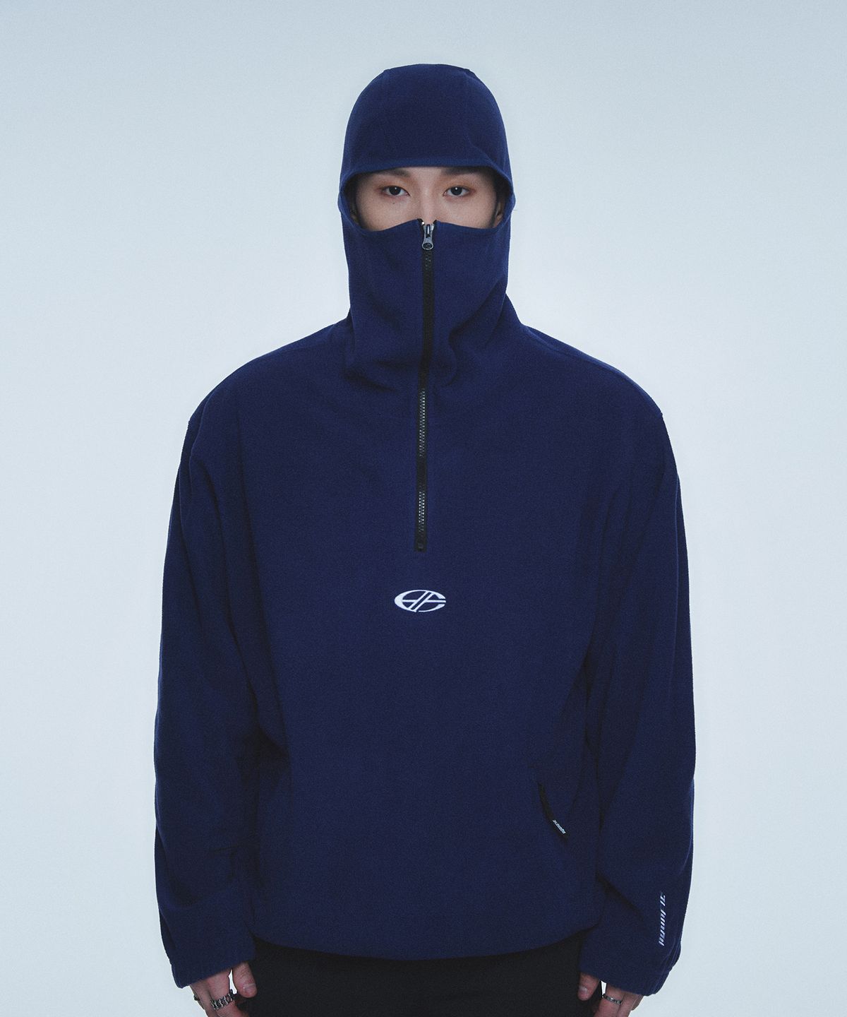 현피트(HYUNFIT) BALACLAVA HALF ZIP-UP HOODED-[NAVY]