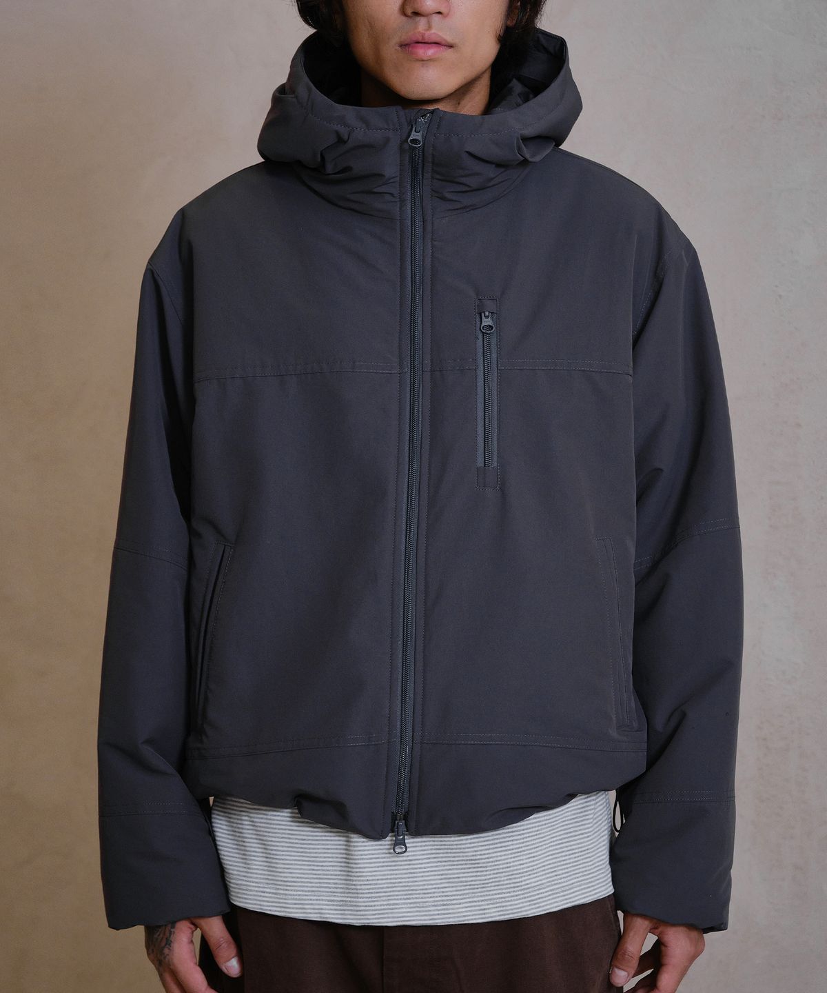 다이브인(DIVEIN) LOOSED LIGHT PADDED JACKET (CHARCOAL)