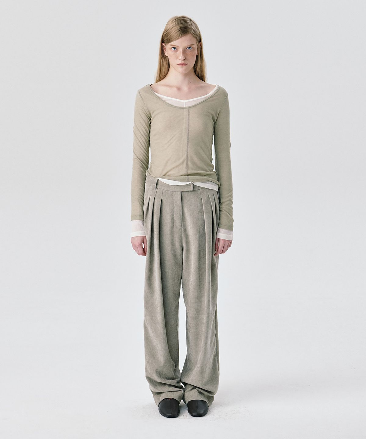 분더캄머(WNDERKAMMER) Steady Wide Tuck Pants_Grey(스테디 와이드 턱 팬츠_그레이)