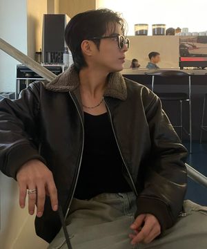 빈티지 무스탕 봄버 브라운