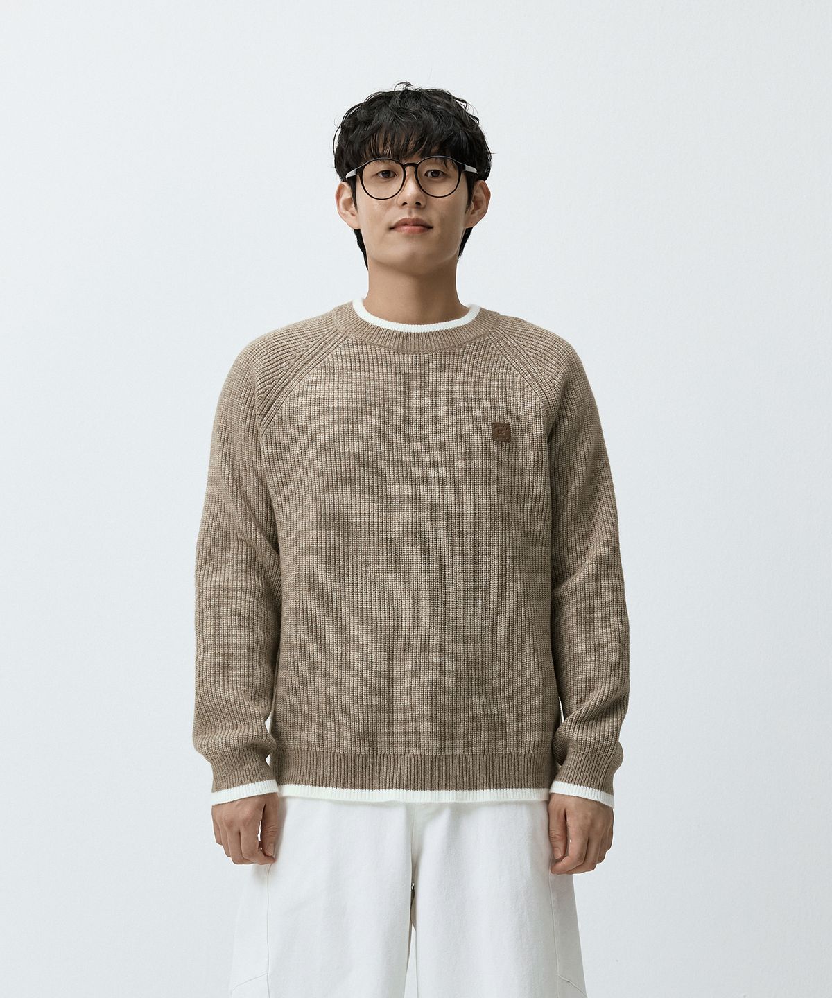 매드마르스(MADMARS) 배색 포인트 라운드넥 니트 베이지 MMFFMKN-151BE