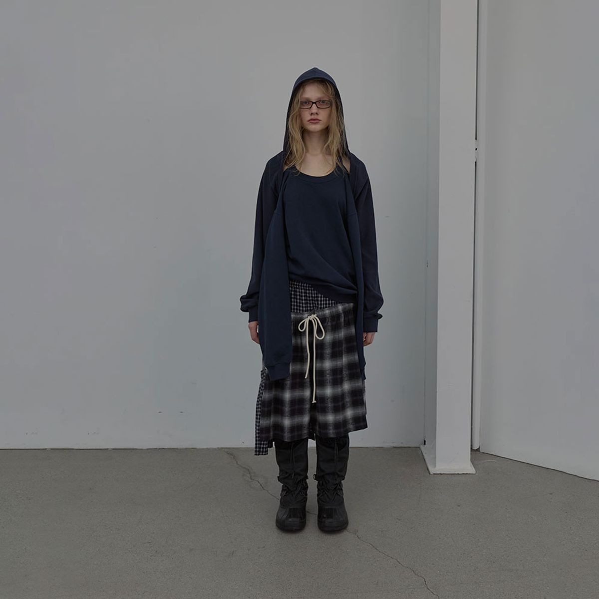 엘씨디씨티엠(LCDC™) JERSEY HOODED BOLERO (NAVY)